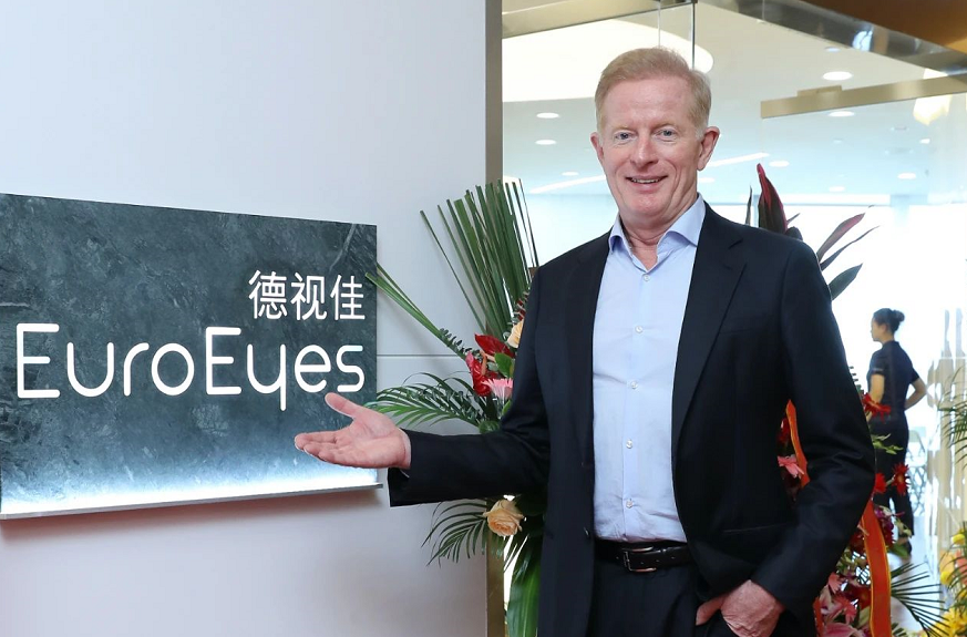 德视佳眼科集团创始人兼CEO约根森博士