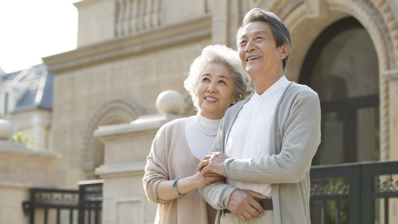 为什么你的眼睛会老花？该如何矫治？